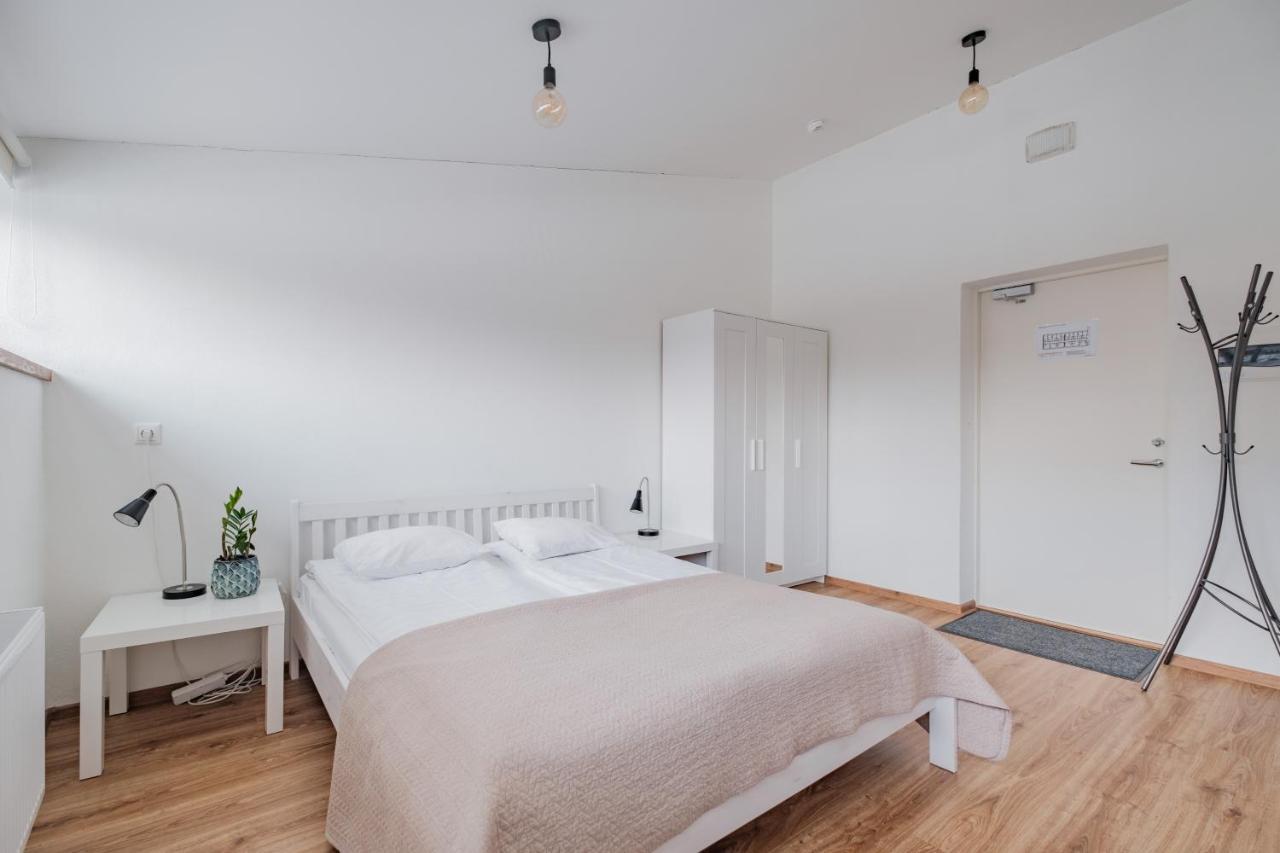 טרטו Filosoofi 1 Studio Apartments מראה חיצוני תמונה