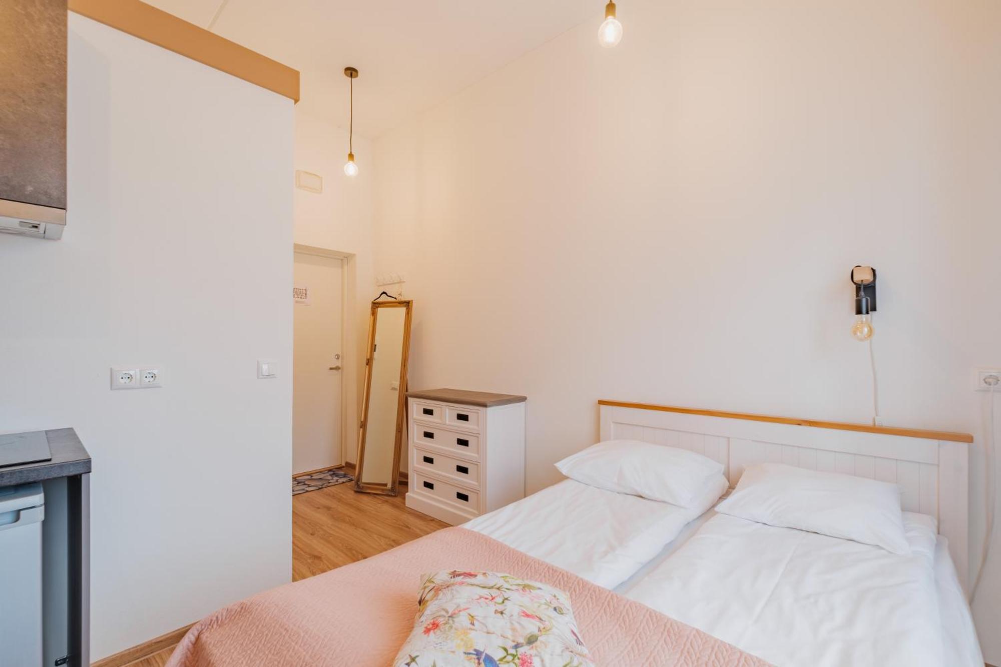 טרטו Filosoofi 1 Studio Apartments מראה חיצוני תמונה